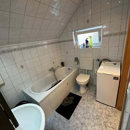 Apartment Idyllisches Zechenhaus, Auch Geeignet Als Monteurenwohnung